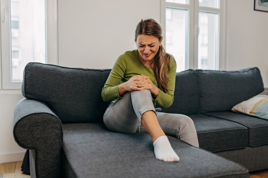 Habits That Are Slowly Destroying Your Knees