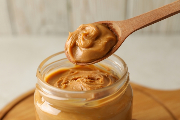 Benefits and Drawbacks Of Eating Peanut Butter