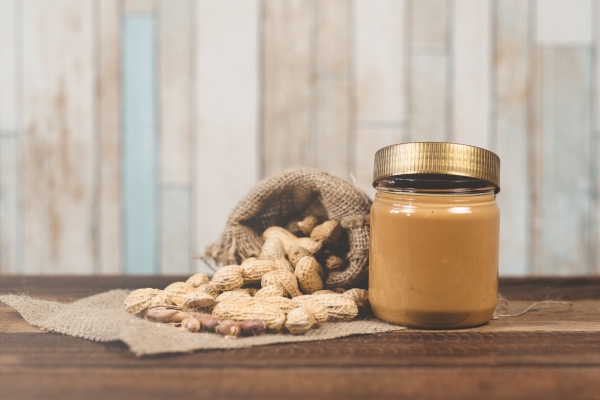Benefits and Drawbacks Of Eating Peanut Butter